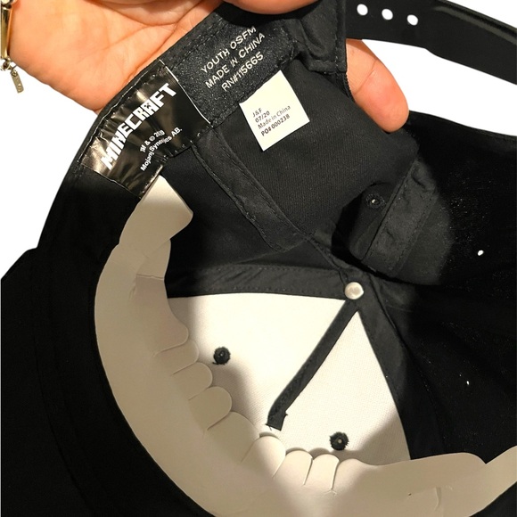 Minecraft Creeper Face Snapback Hat Youth Cap Kids Size OSFM Black and green - Picture 4 of 4